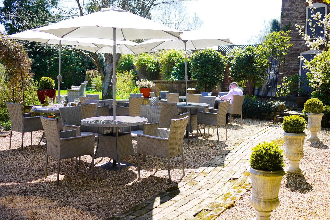 Glewstone Court Country House Hotel Ross-on-Wye エクステリア 写真