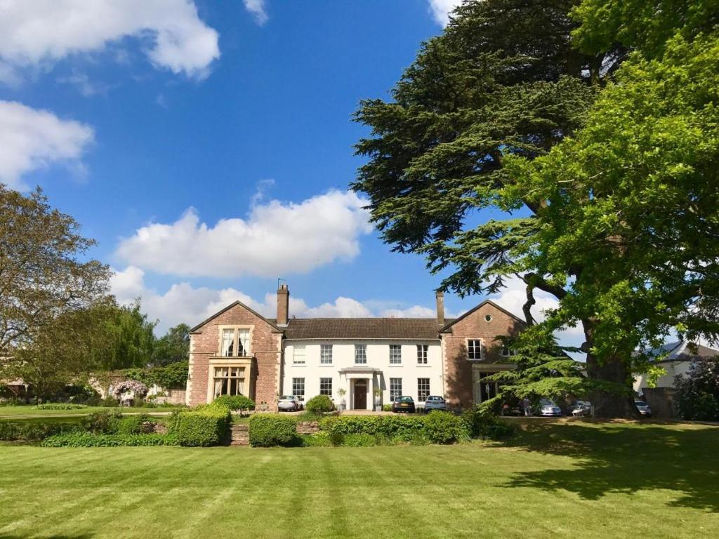 Glewstone Court Country House Hotel Ross-on-Wye エクステリア 写真