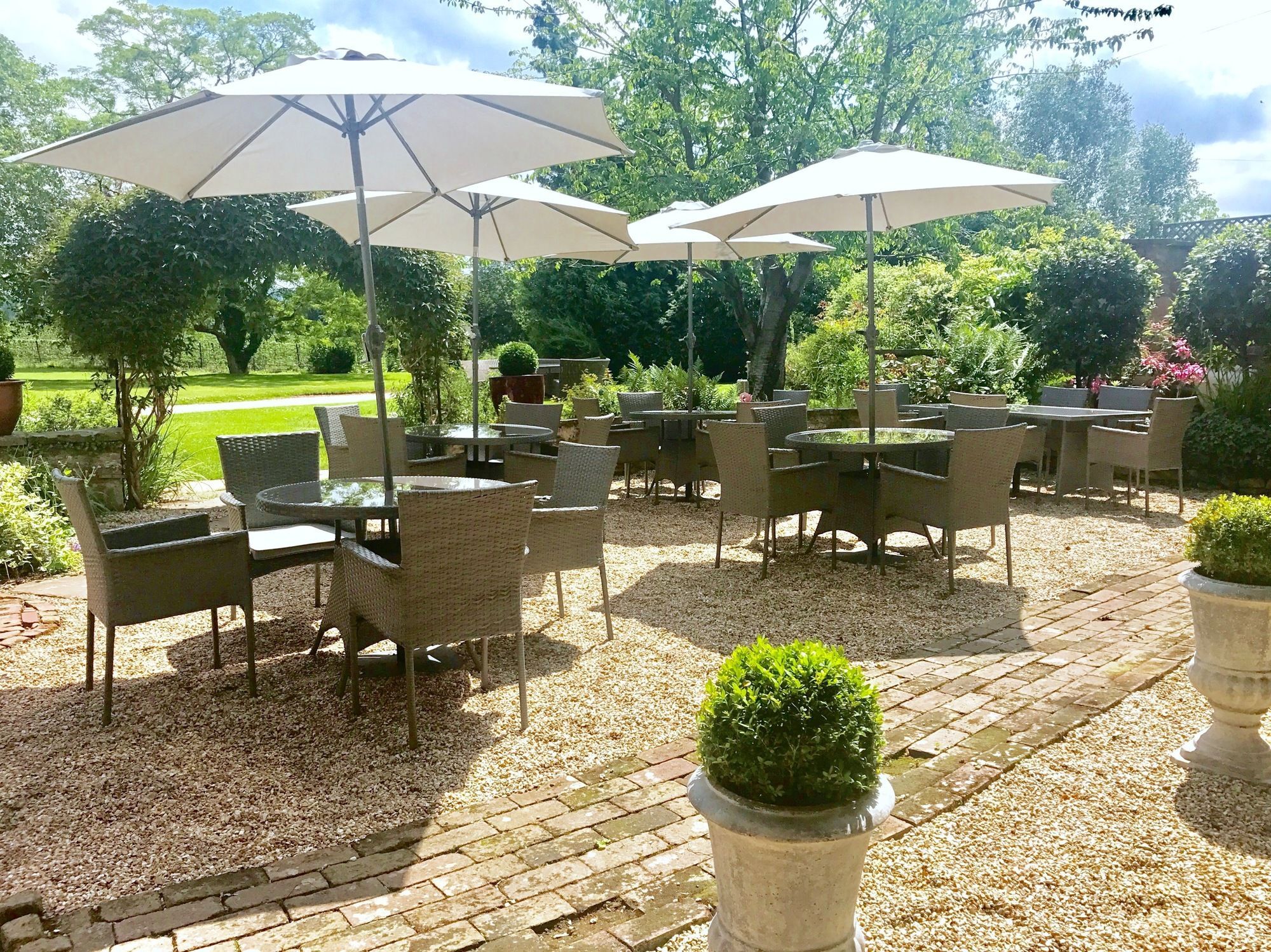Glewstone Court Country House Hotel Ross-on-Wye エクステリア 写真
